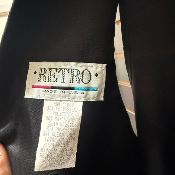 Stylish Multicolor Vest - Picture 2 of 3